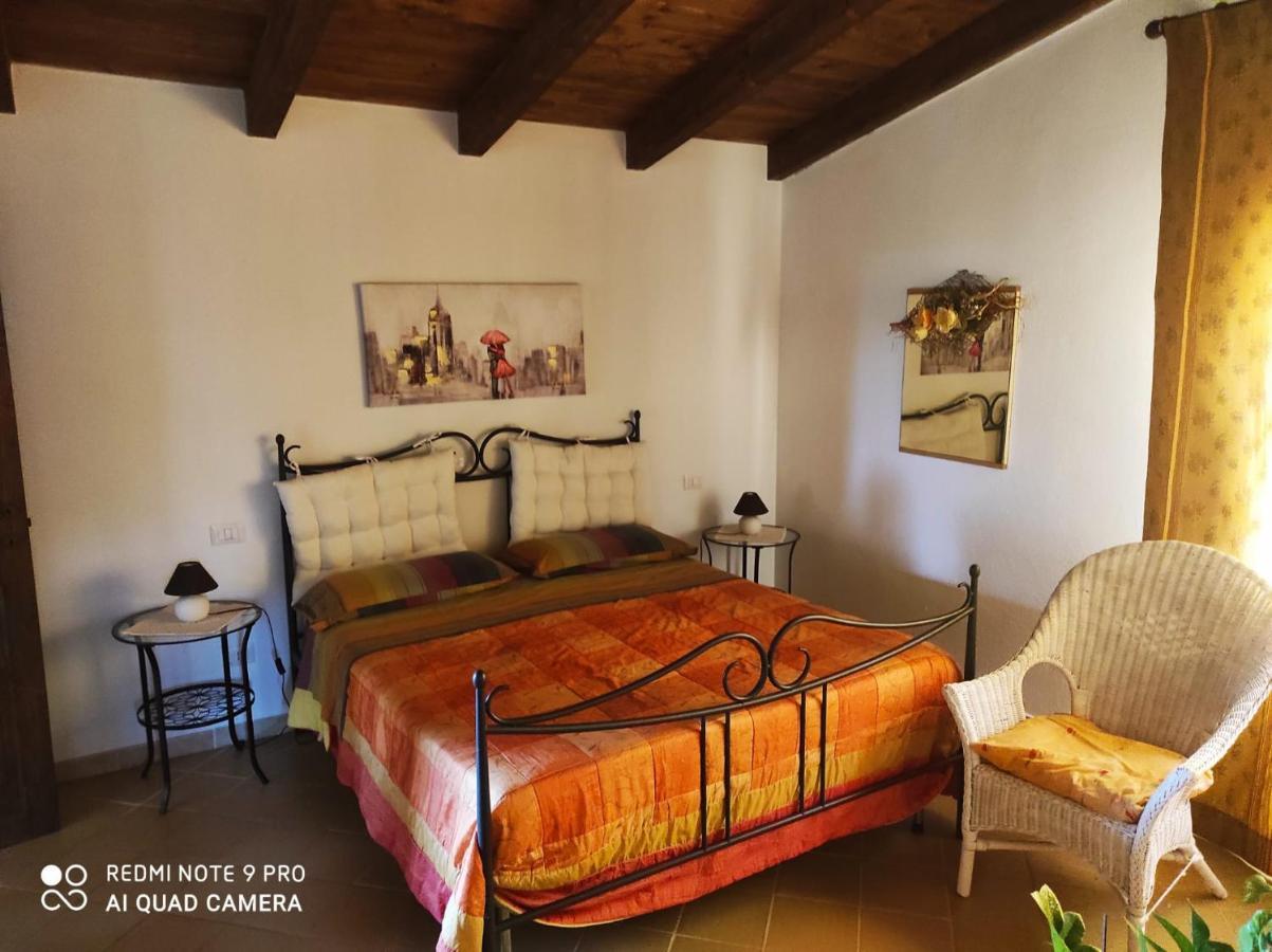 Casa Campagna Hotel Кастиадас Екстериор снимка